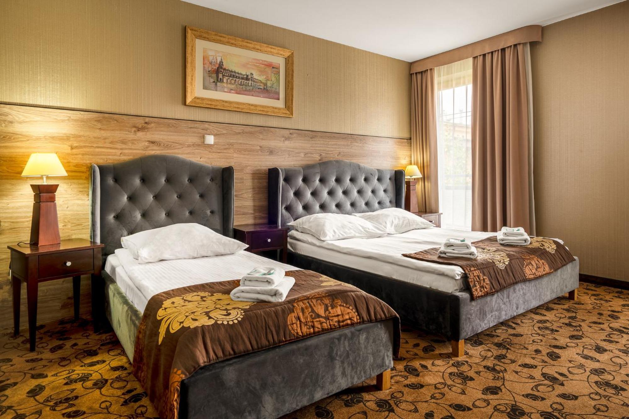 Great Polonia Krakow Kazimierz Aparthotel Bagian luar foto